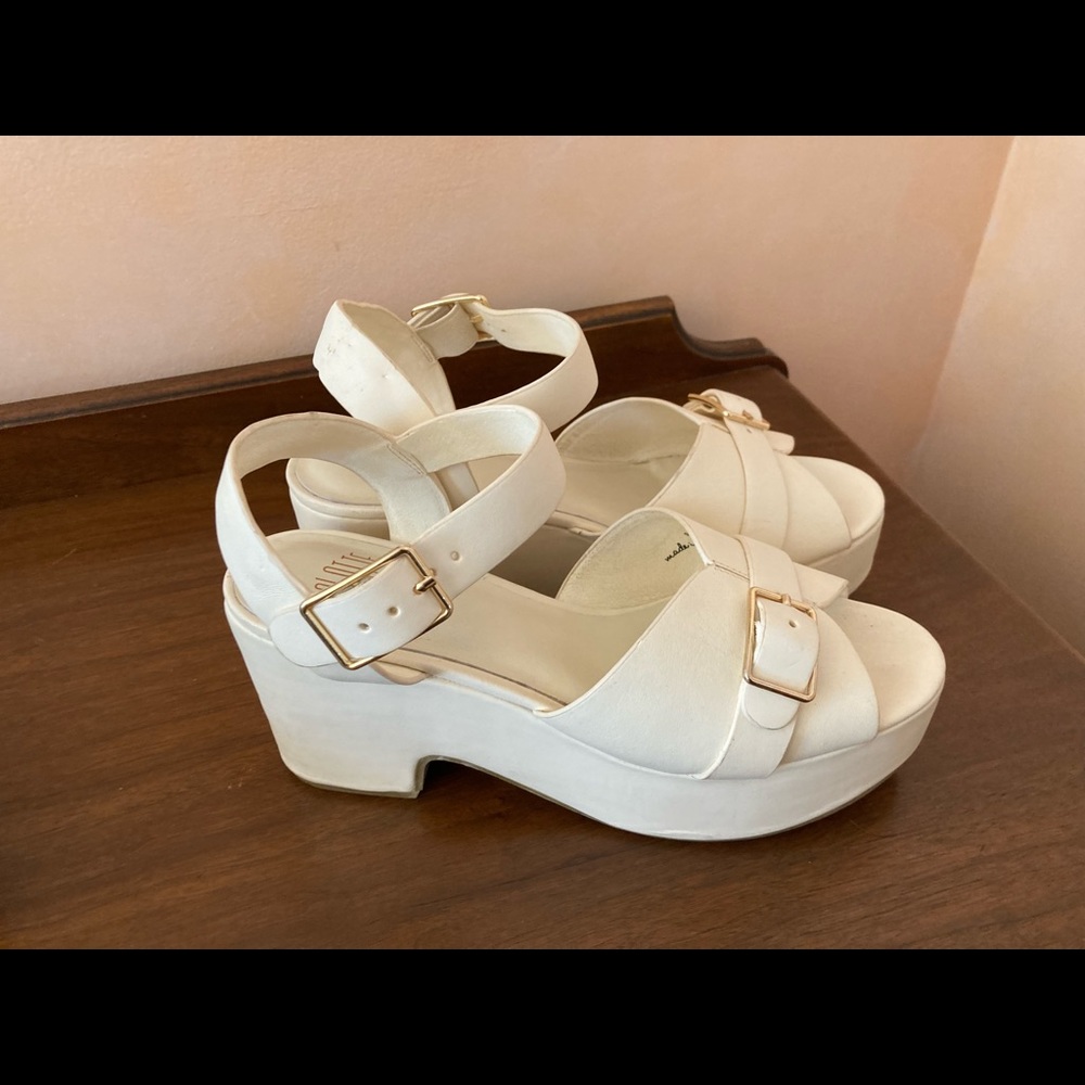 Charlotte Stone Raf Platforms Size 9